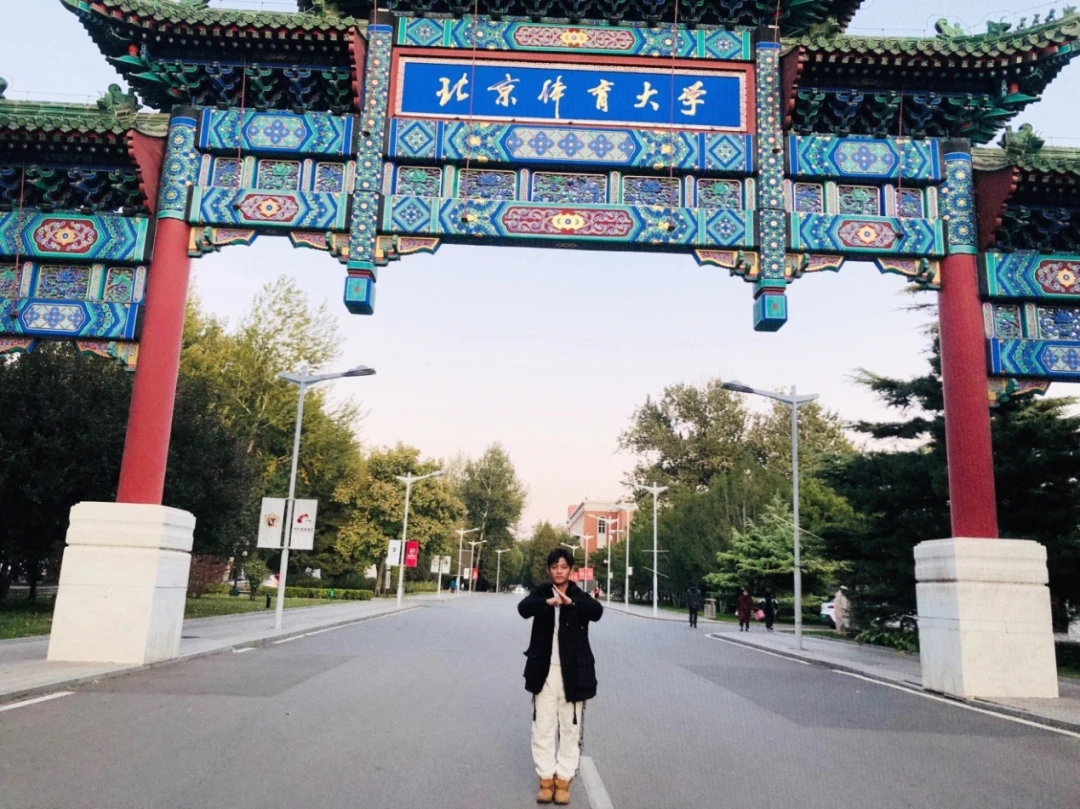 刻苦训练篮球时如何避免受伤的建议_1
